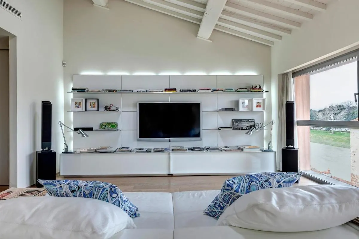 Apartment Loft On The River Florence